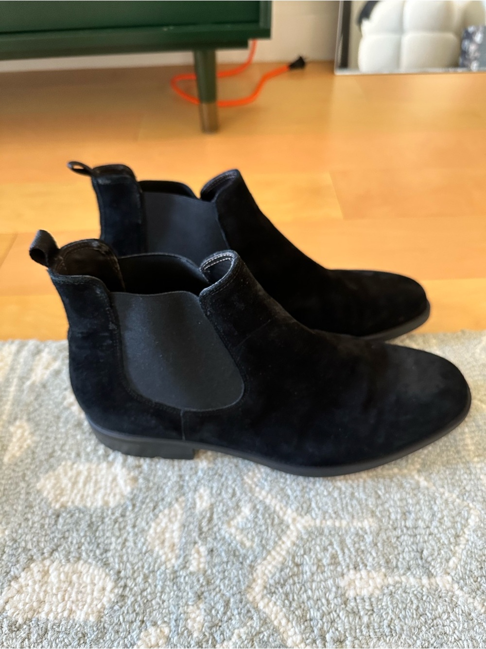 To Boot New York Men's Black Suede Slip-On Boots